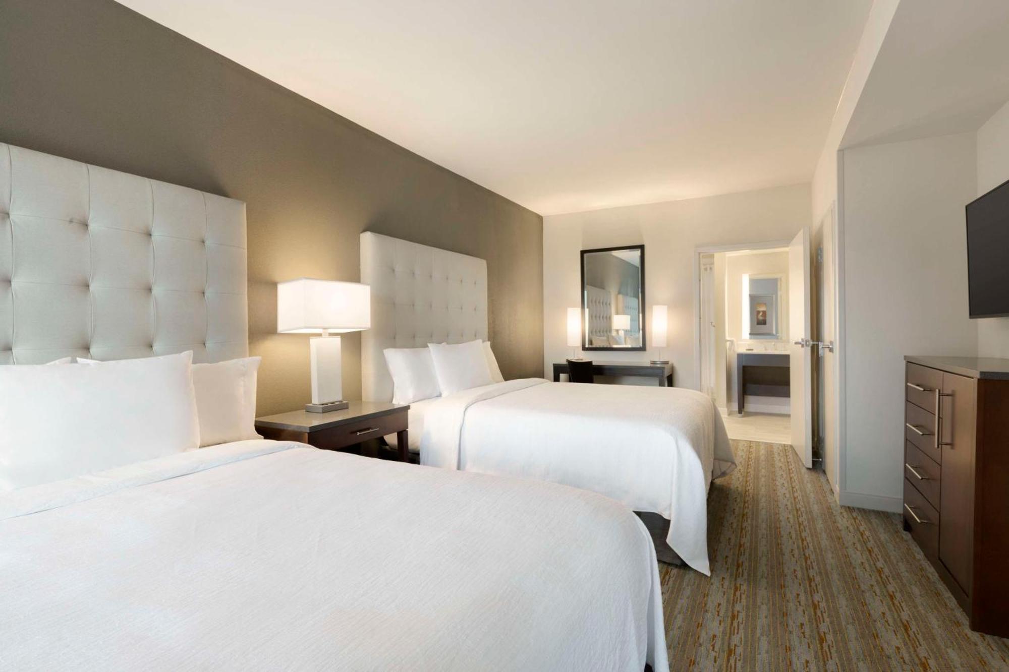 Embassy Suites By Hilton Greenville Downtown Riverplace Экстерьер фото