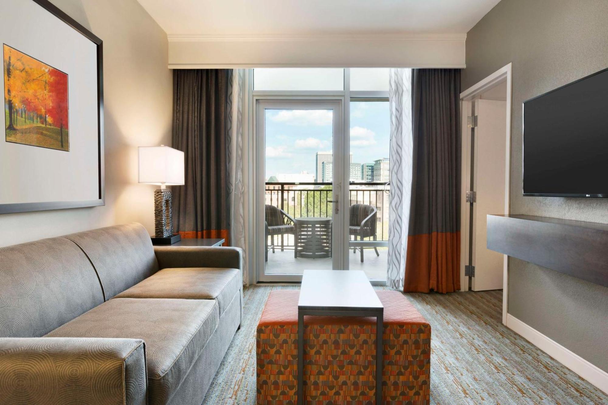 Embassy Suites By Hilton Greenville Downtown Riverplace Экстерьер фото
