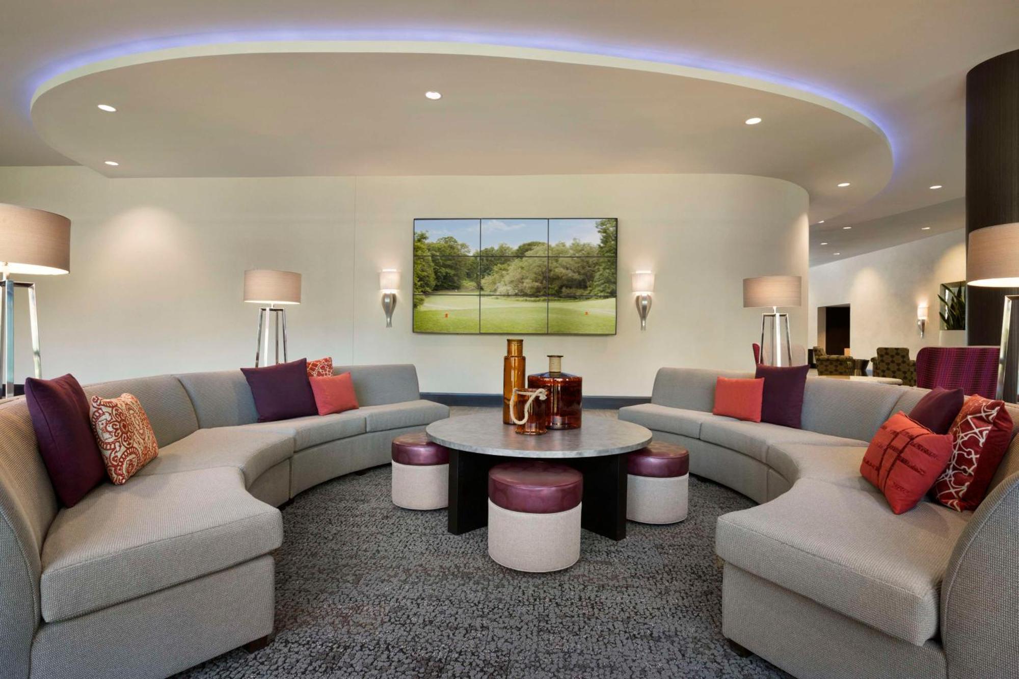 Embassy Suites By Hilton Greenville Downtown Riverplace Экстерьер фото